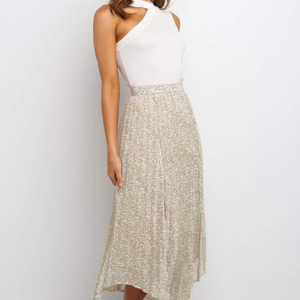 ๐
บPleated Maxi Skirt - Picture 6 of 11